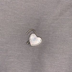 Toffany&Co charm lock